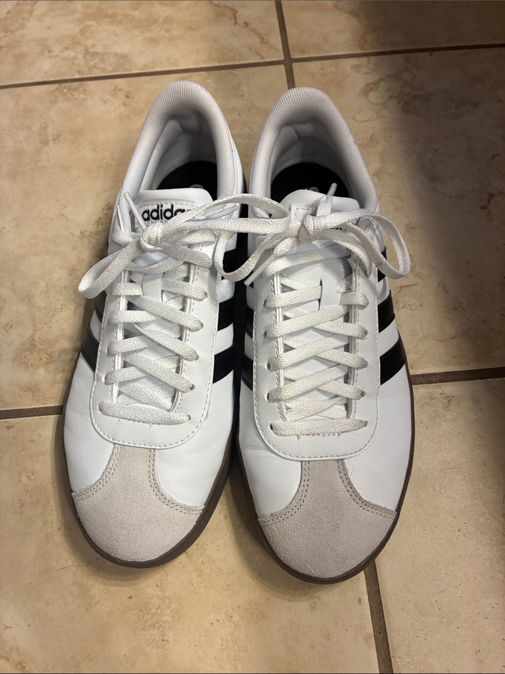 adidas women’s VL Court Sneakers